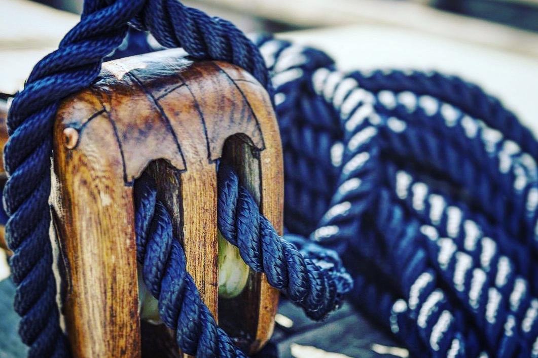 Detall de l'aparell tradicional de la vela llatina